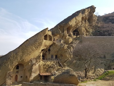 Экскурсия в Гареджийский  монастырь  и знакомство  с Кахетией